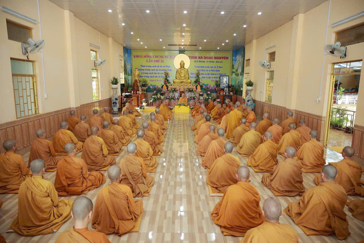Pleiku: Bế mạc khoá “Sống chung tu học” lần thứ 21 của Ni giới Giáo đoàn III
